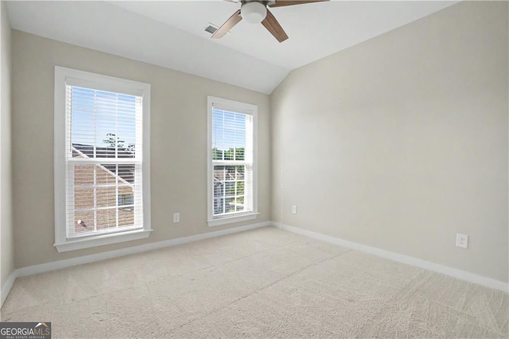 2051 Falls Park Way Property Photo 32