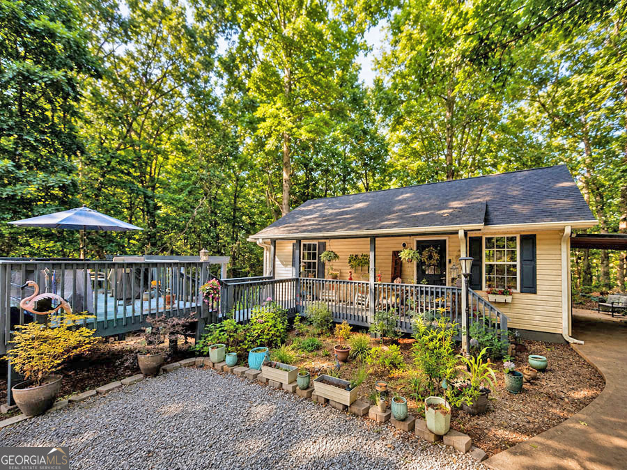 26 Chief Lane Property Photo 19