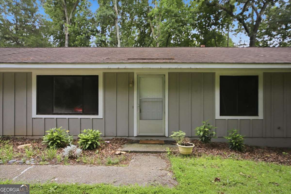 142 Deer Run Property Photo 5