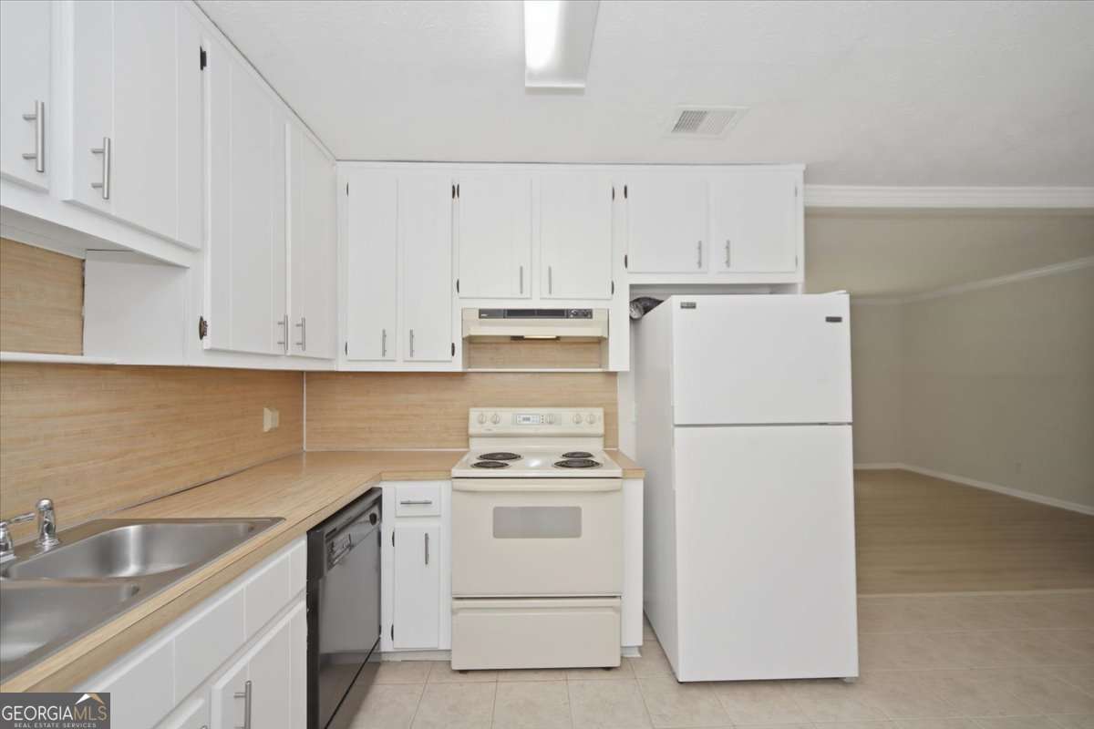 142 Deer Run Property Photo 11