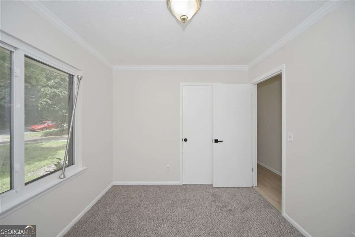142 Deer Run Property Photo 17
