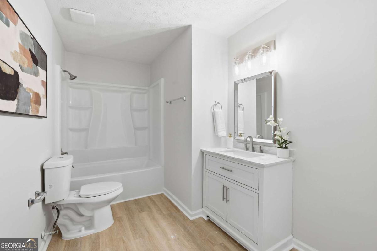 2511 Bechers Brook Property Photo 29
