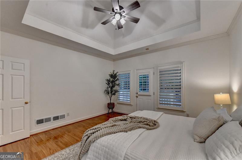 6480 White Oak Drive Property Photo 16