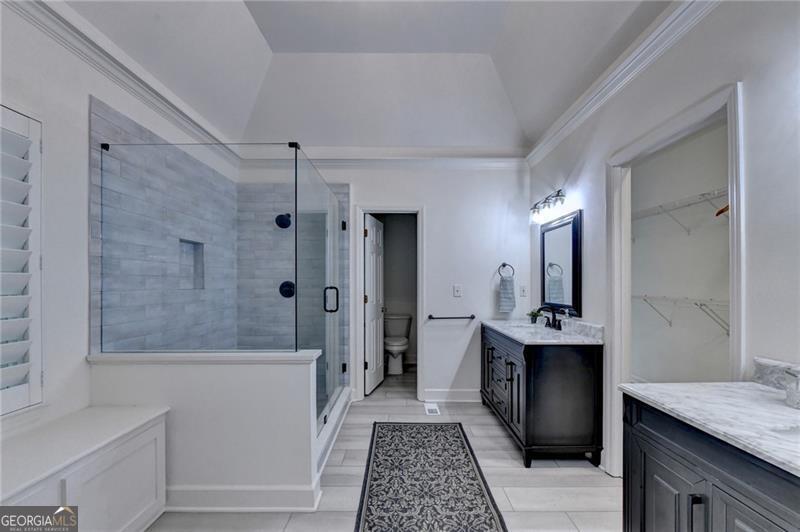 6480 White Oak Drive Property Photo 17