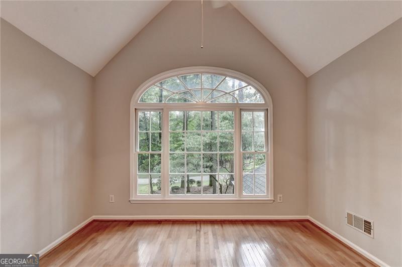 6480 White Oak Drive Property Photo 26
