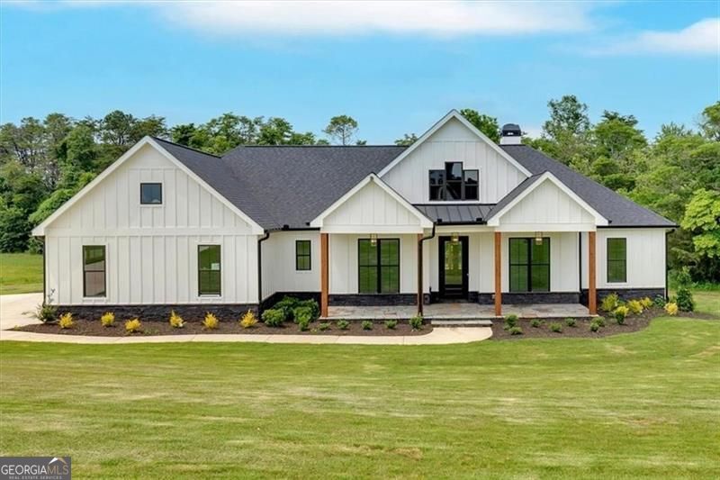 300 Eminence Peak Property Photo 1