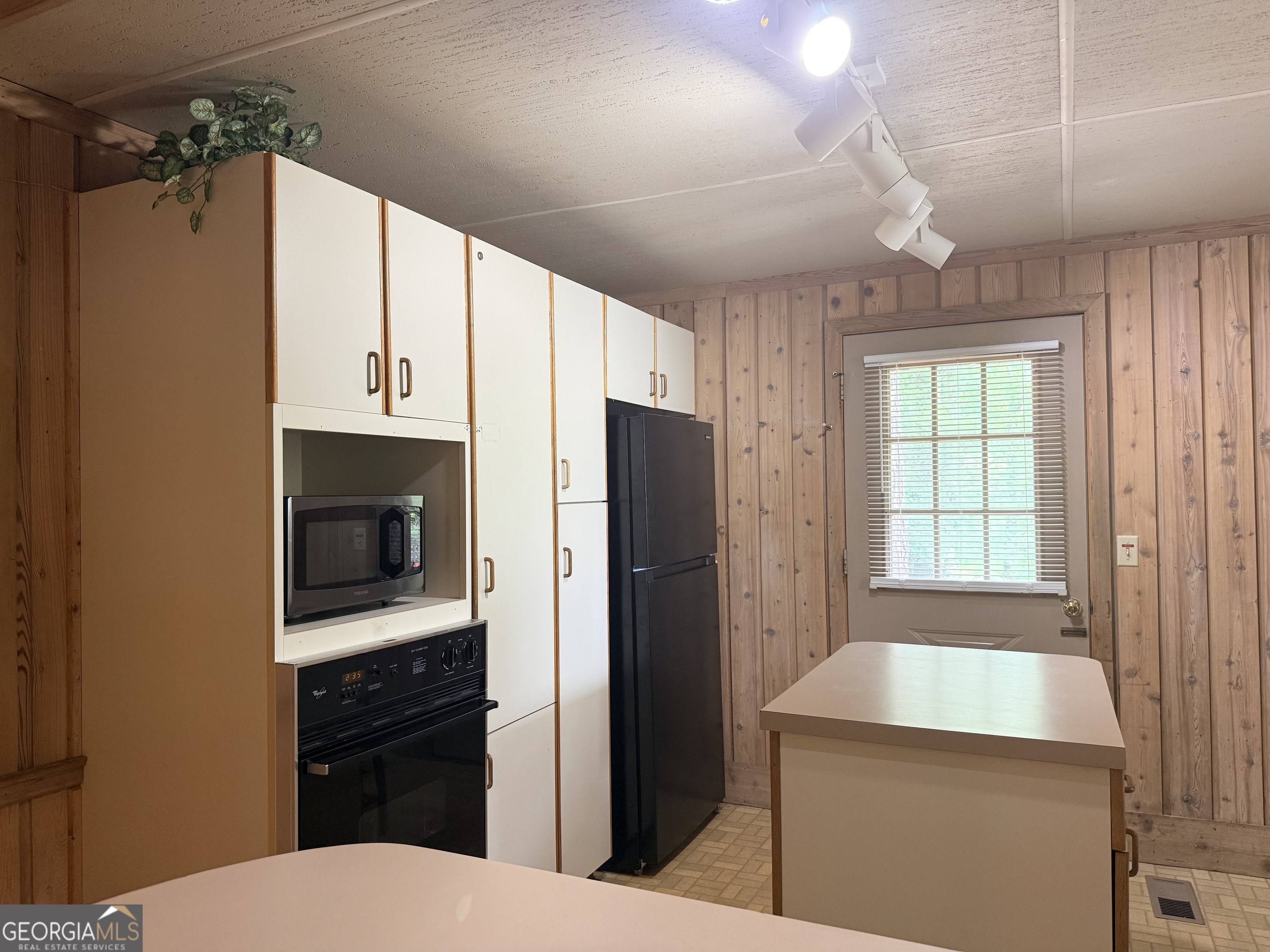 75 Alpine Drive Property Photo 17