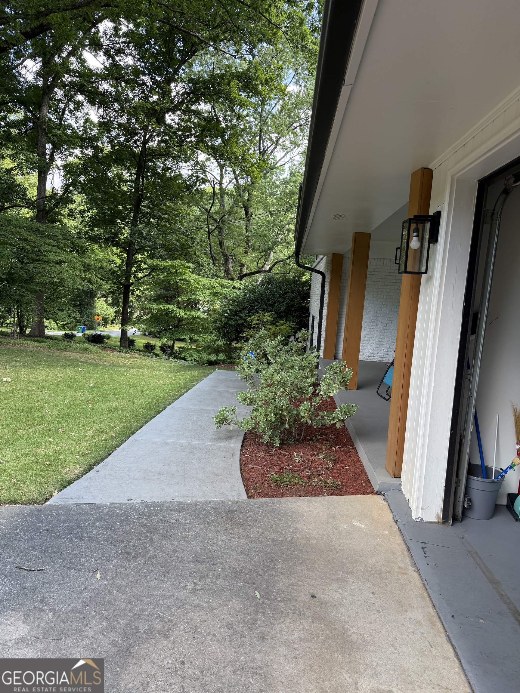 3539 Embry Circle Property Photo 14