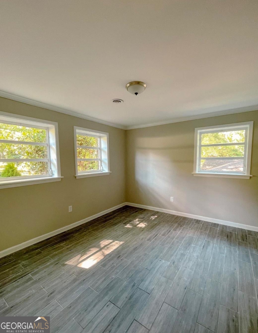 3539 Embry Circle Property Photo 16