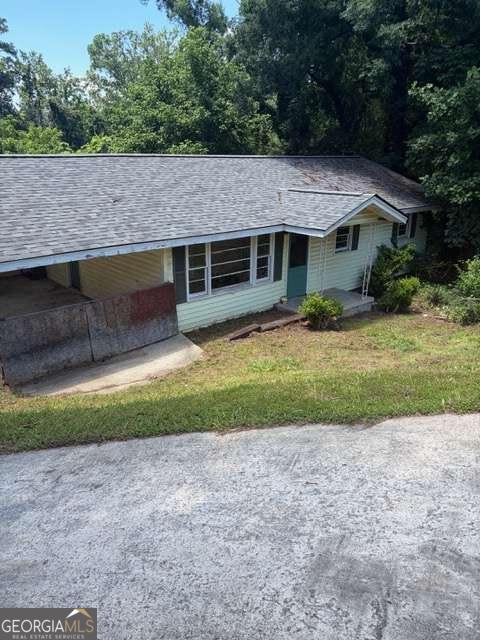 5906 Oakdale Road Property Photo 2