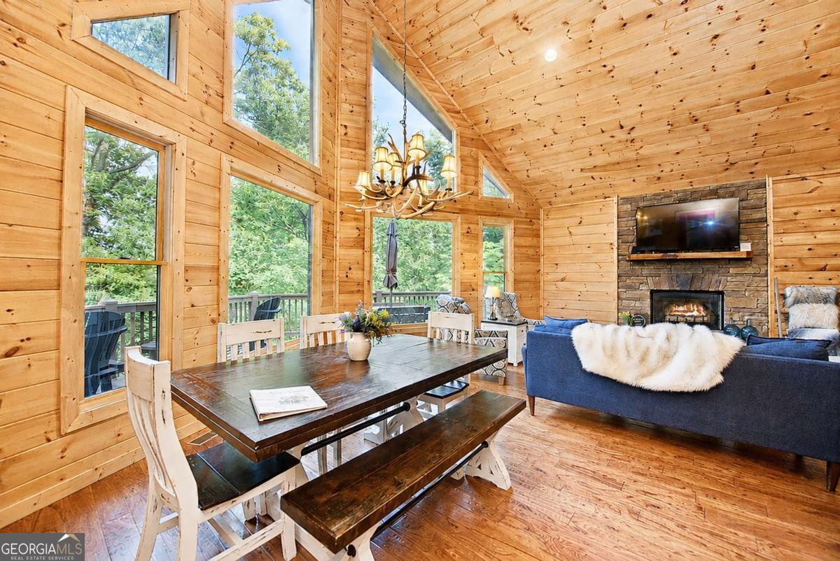 901 Stuart Mountain Road Property Photo 10