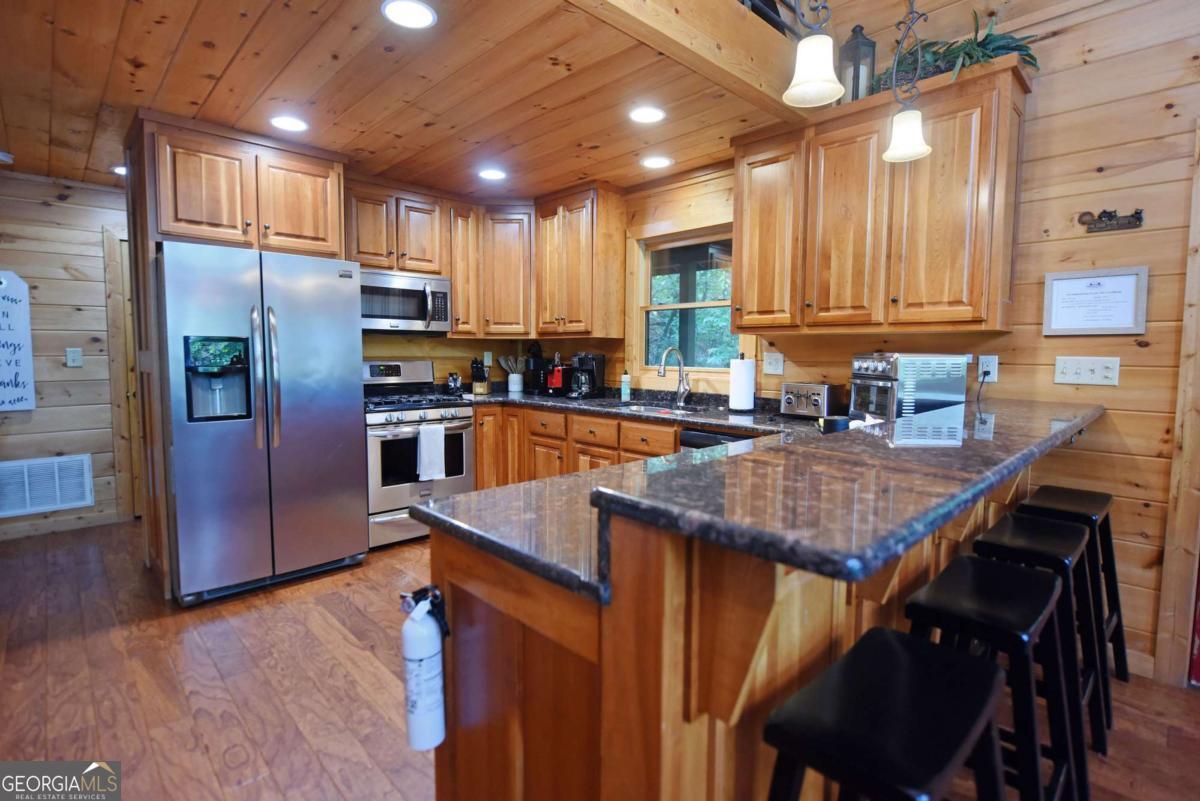 901 Stuart Mountain Road Property Photo 12