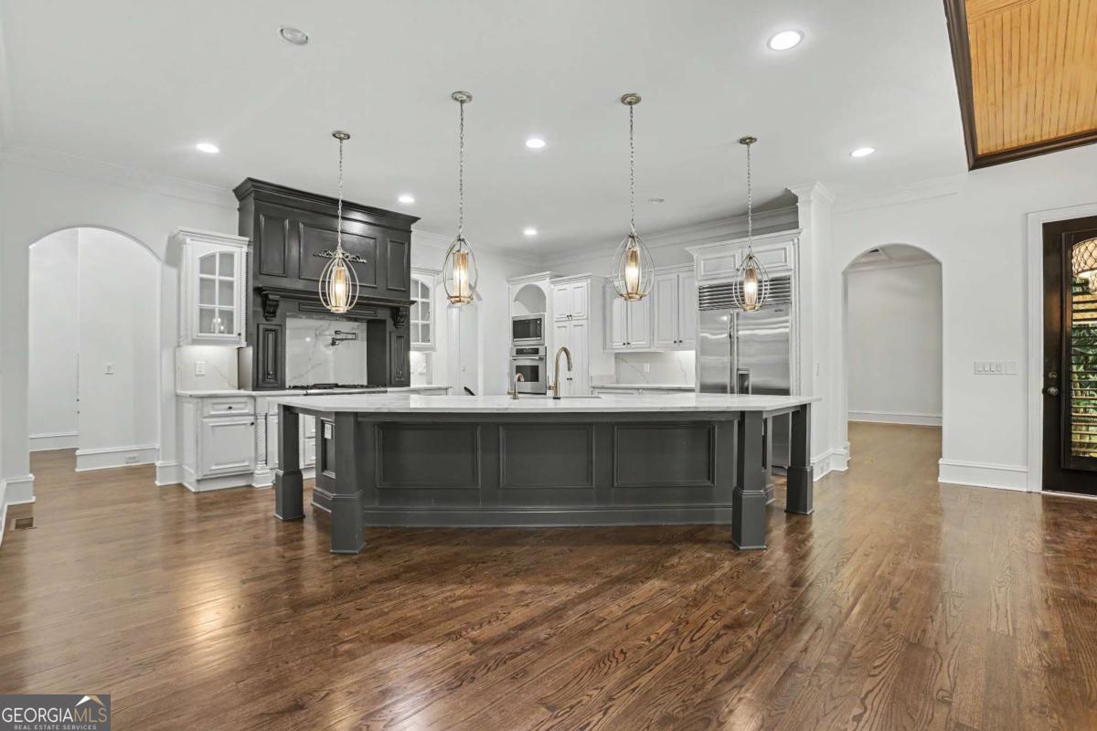 5152 Legends Drive Property Photo 16