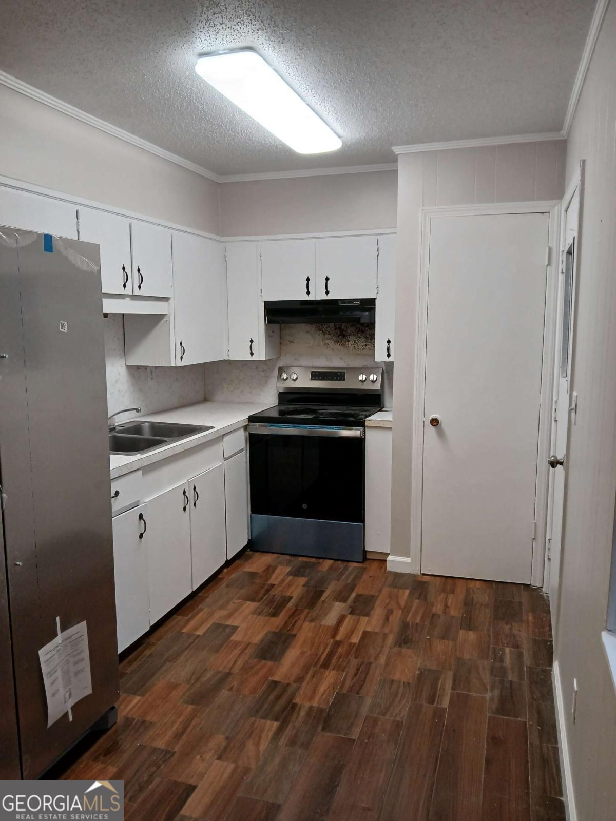 120 Foothill Drive Property Photo 1