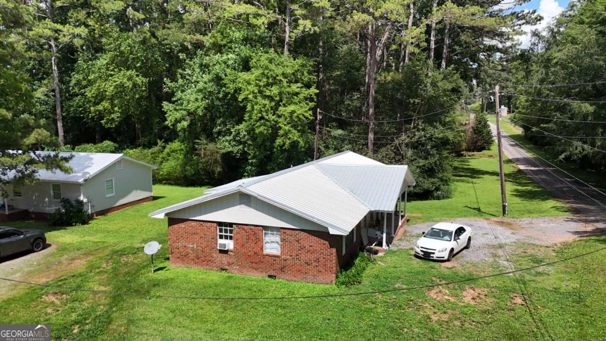 120 Foothill Drive Property Photo 2