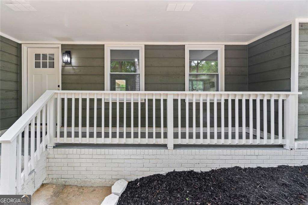1590 Johnson Road Sw Property Photo 6