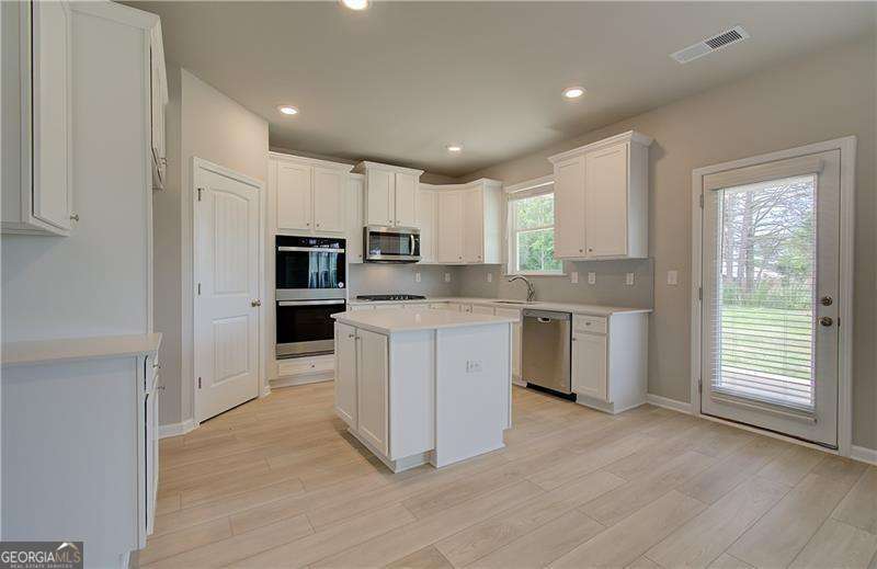 282 Arnewood Circle Property Photo 11