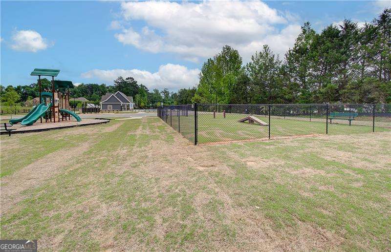 282 Arnewood Circle Property Photo 25