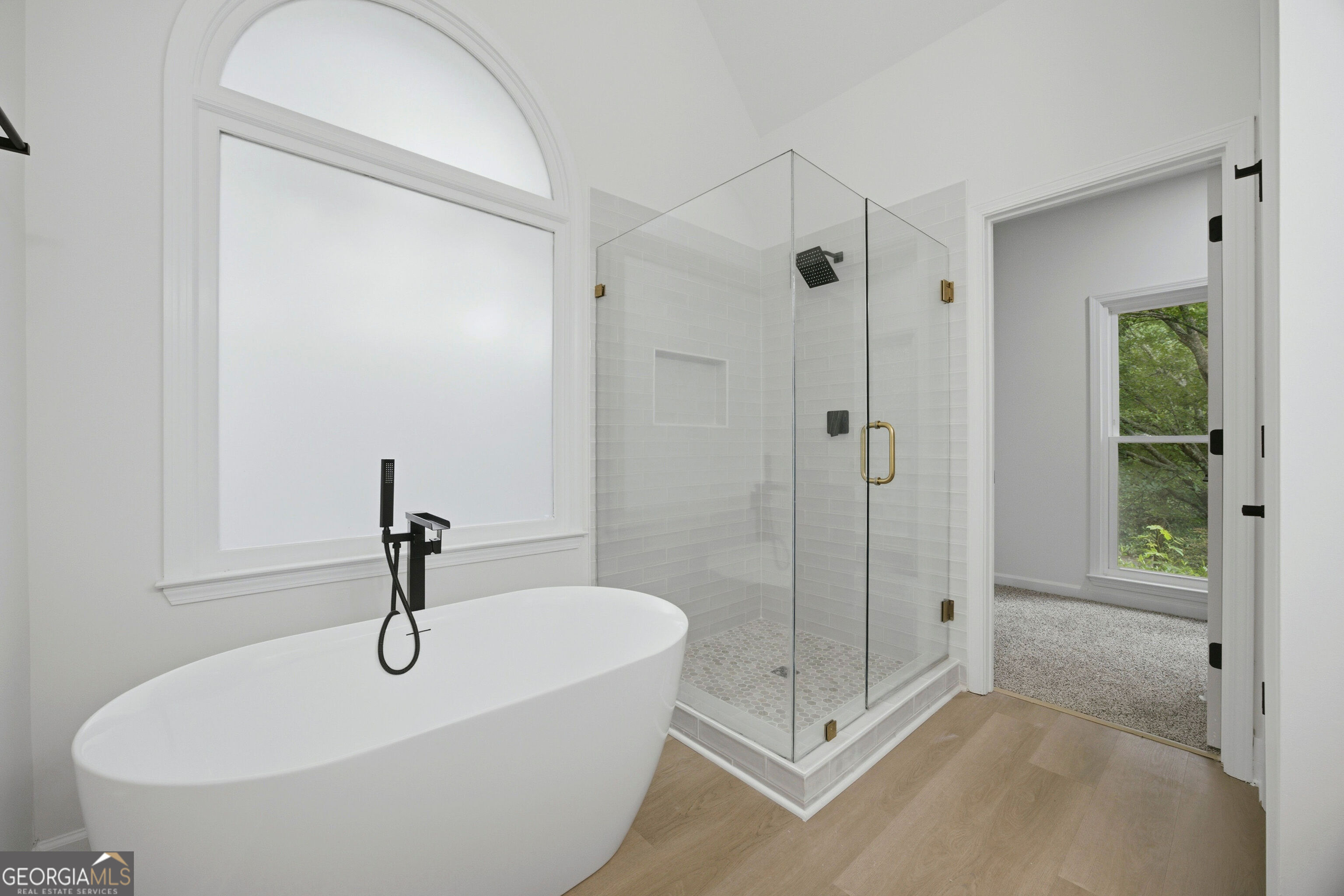 3580 Chartwell Boulevard Property Photo 12