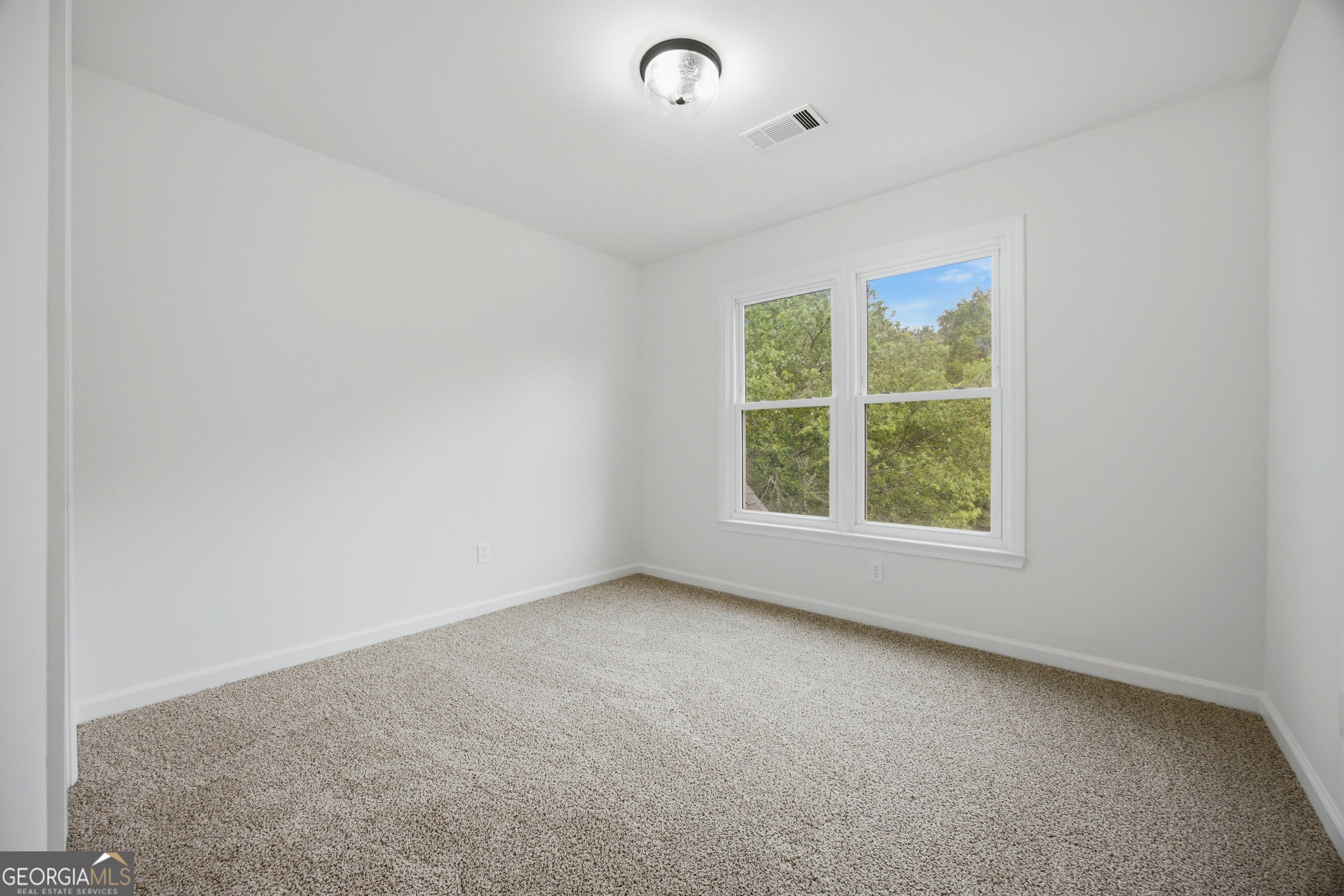 3580 Chartwell Boulevard Property Photo 21