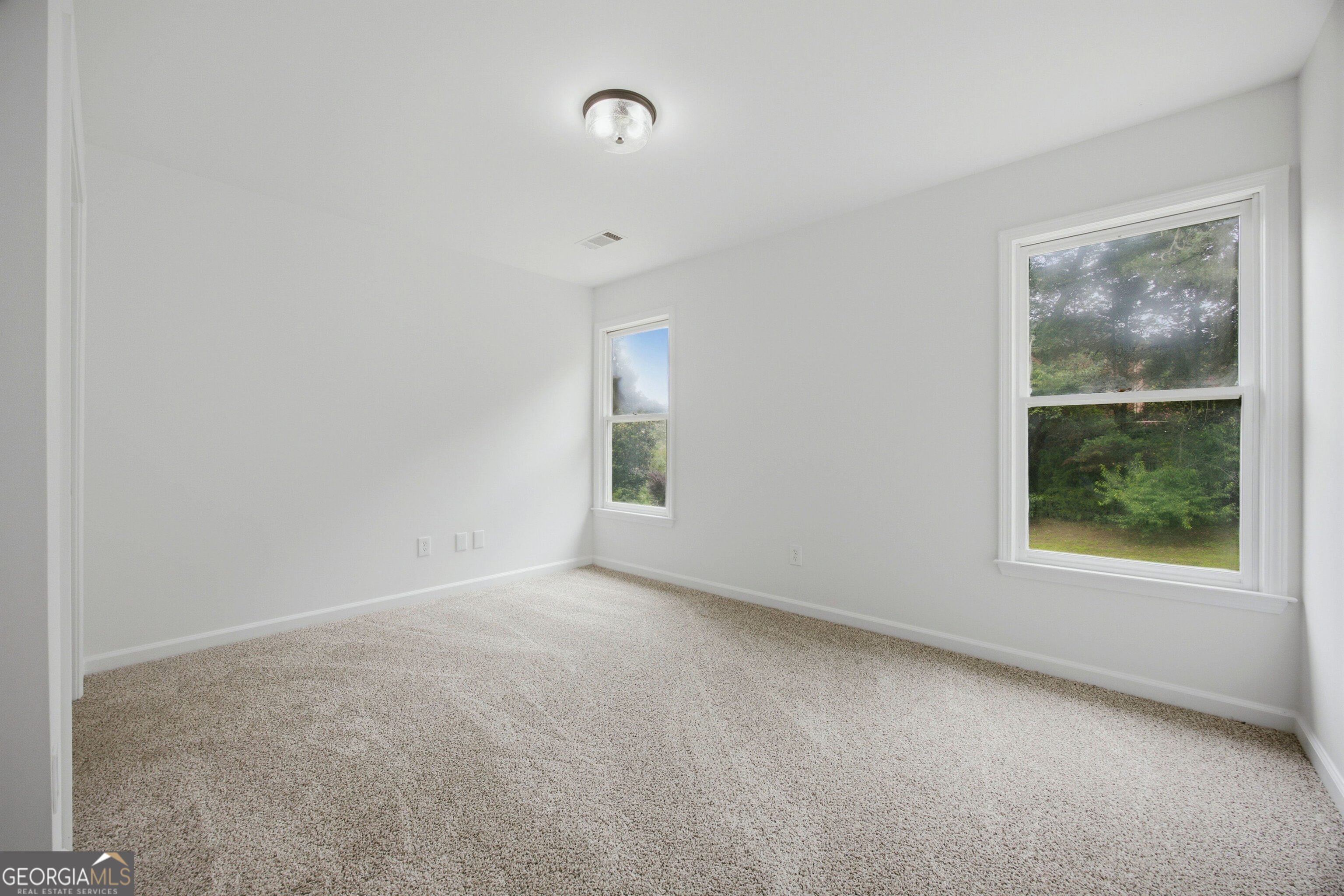 3580 Chartwell Boulevard Property Photo 29