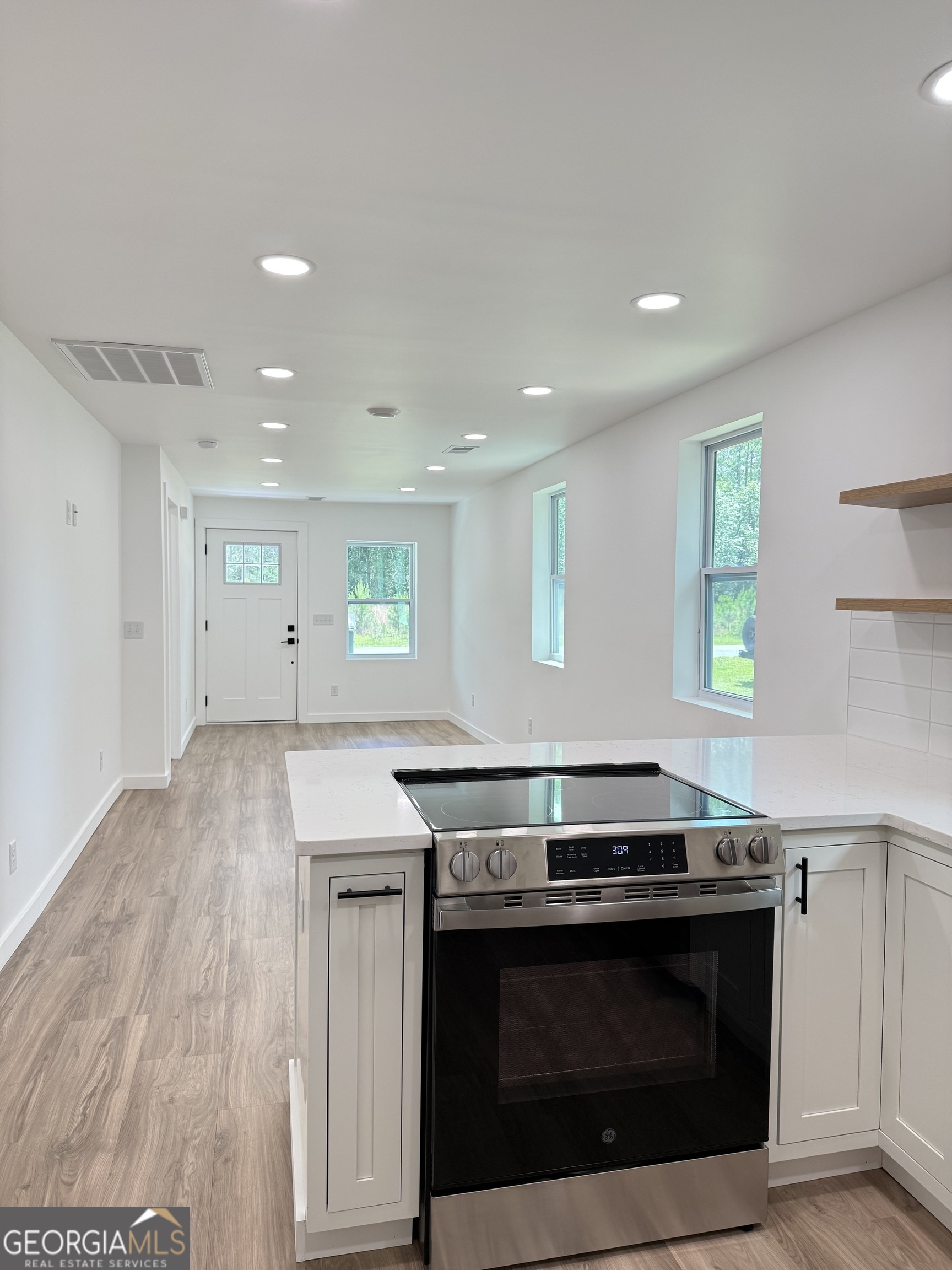 72 Rogers Road Property Photo 14