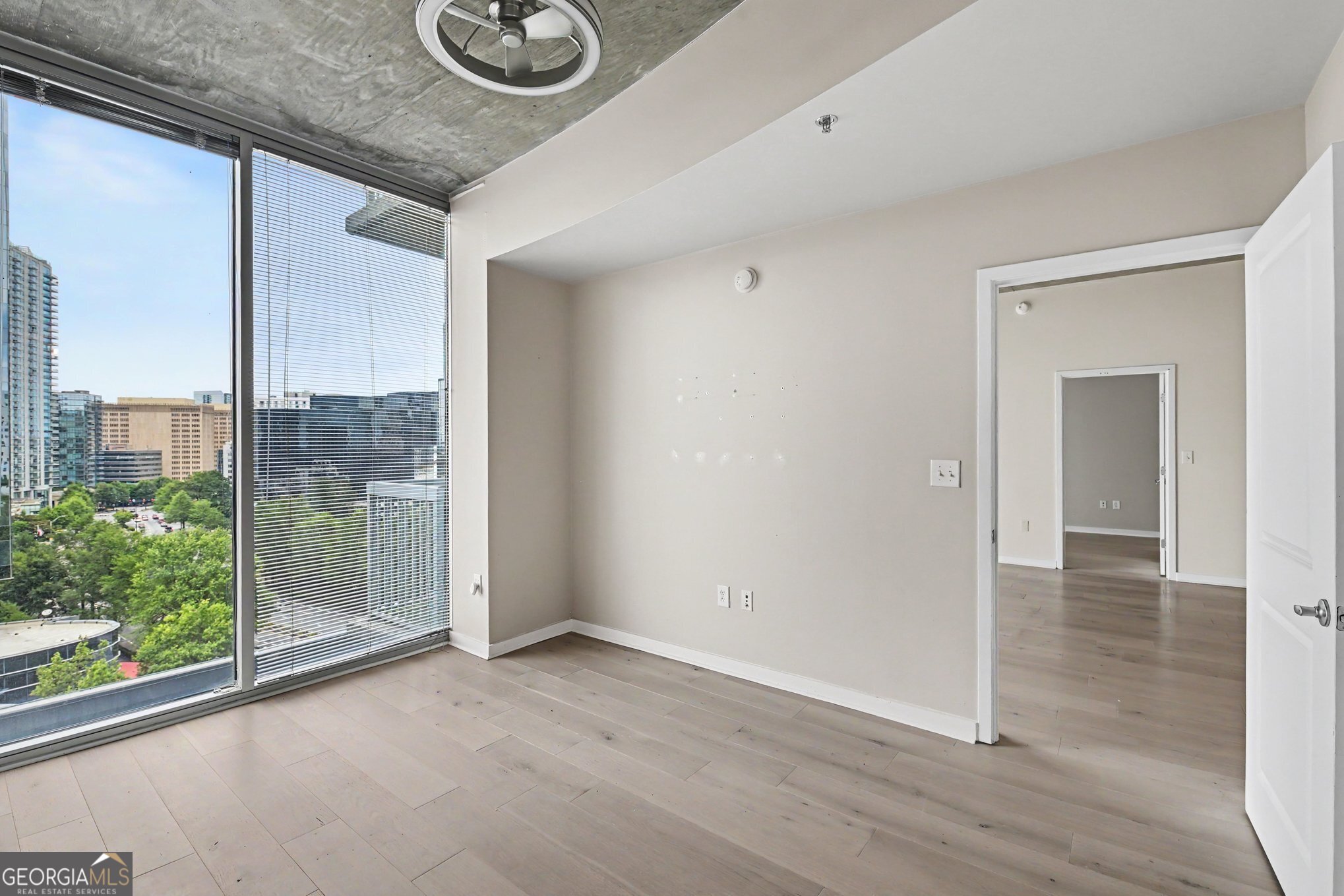 3324 Peachtree Road Ne # 905 Property Photo 19