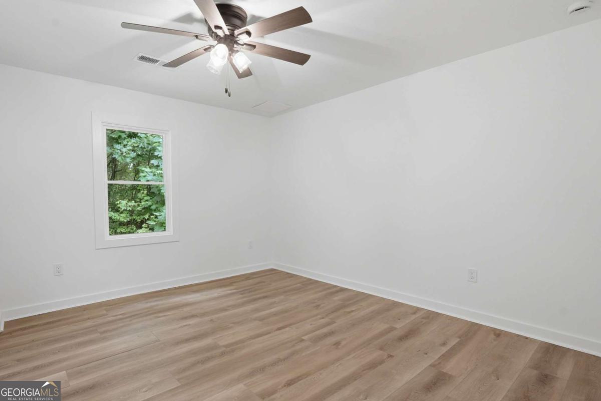 12778 Cumming Highway Property Photo 21