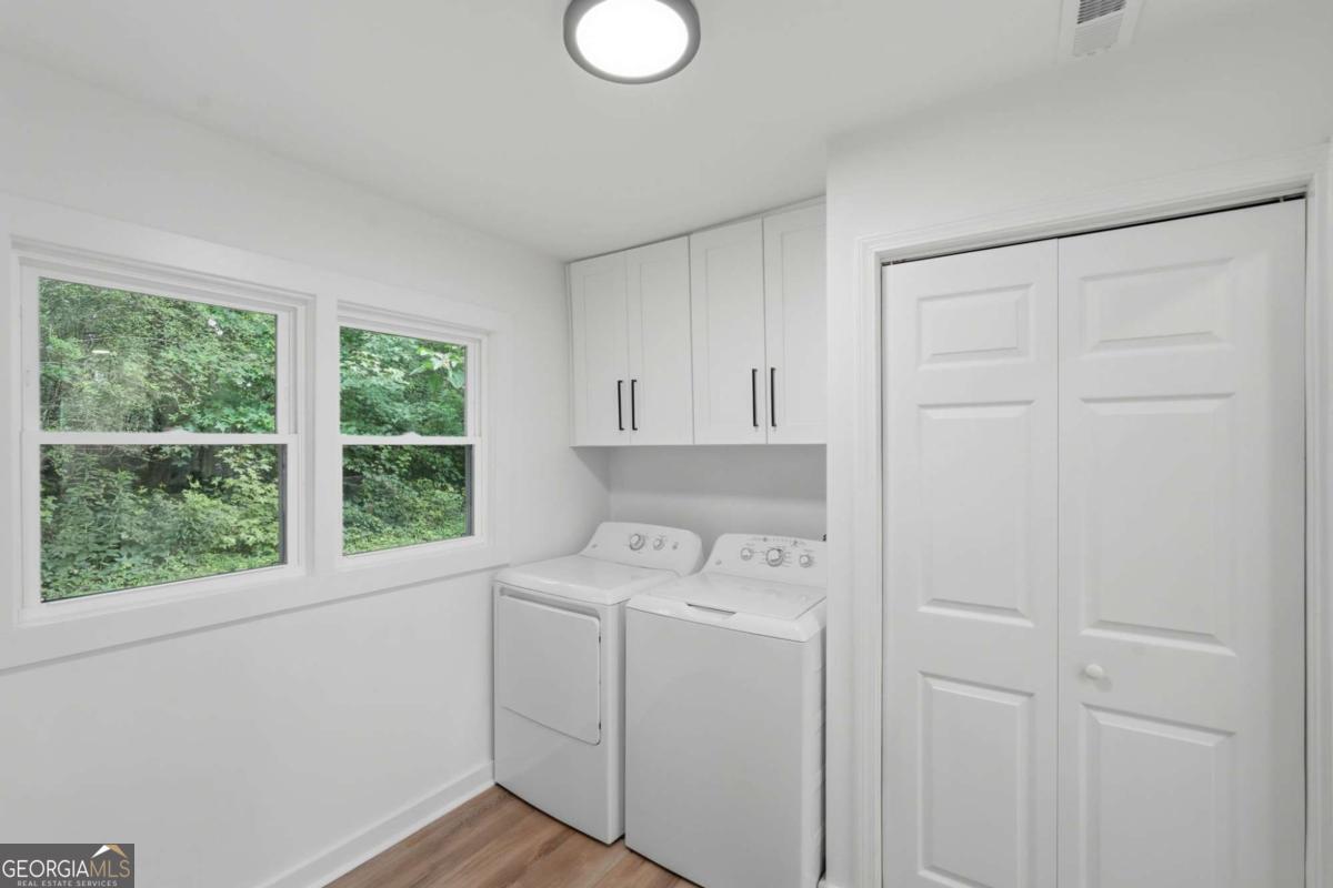 12778 Cumming Highway Property Photo 24