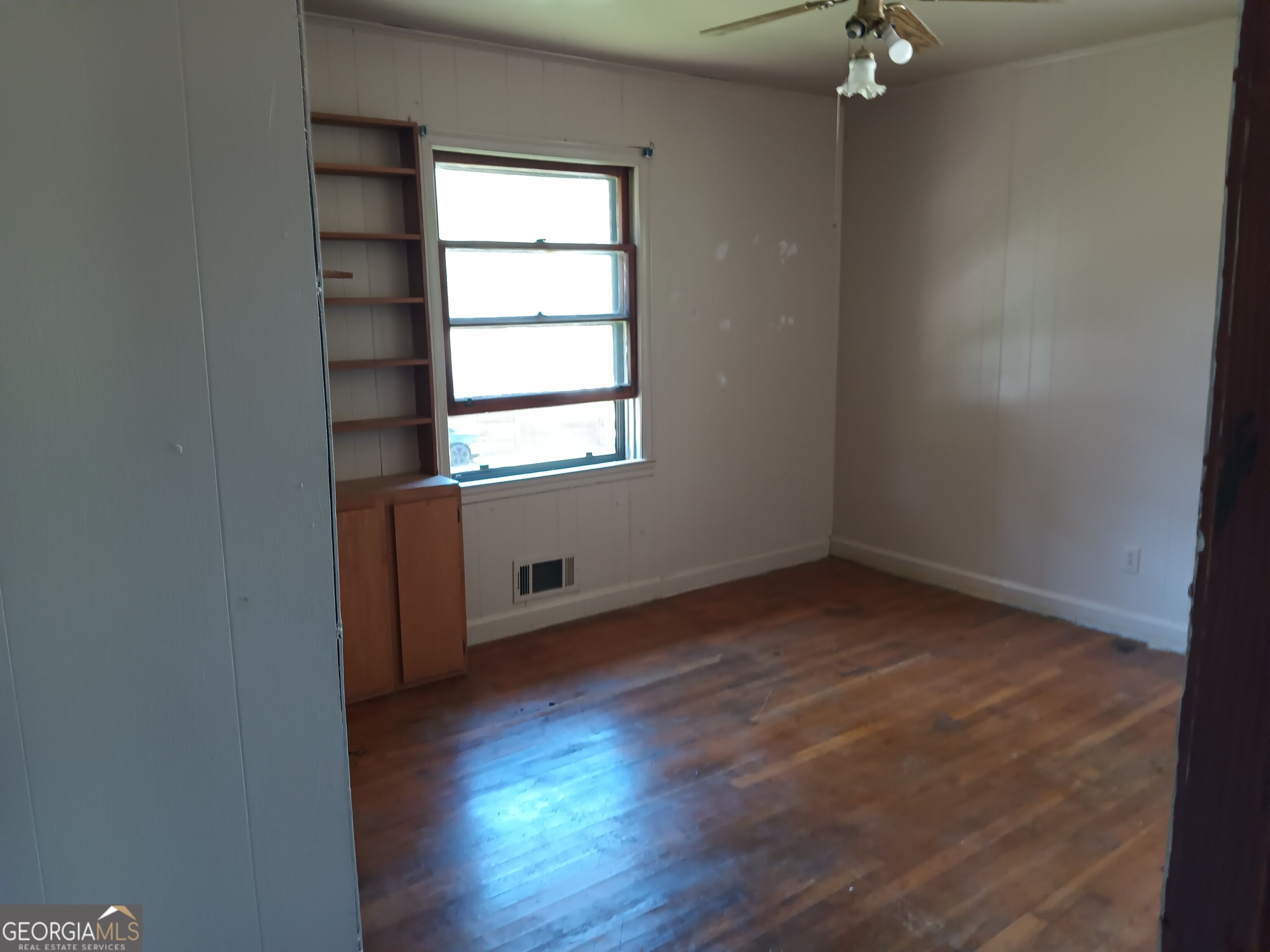 1214 Lloyd Drive Property Photo 5