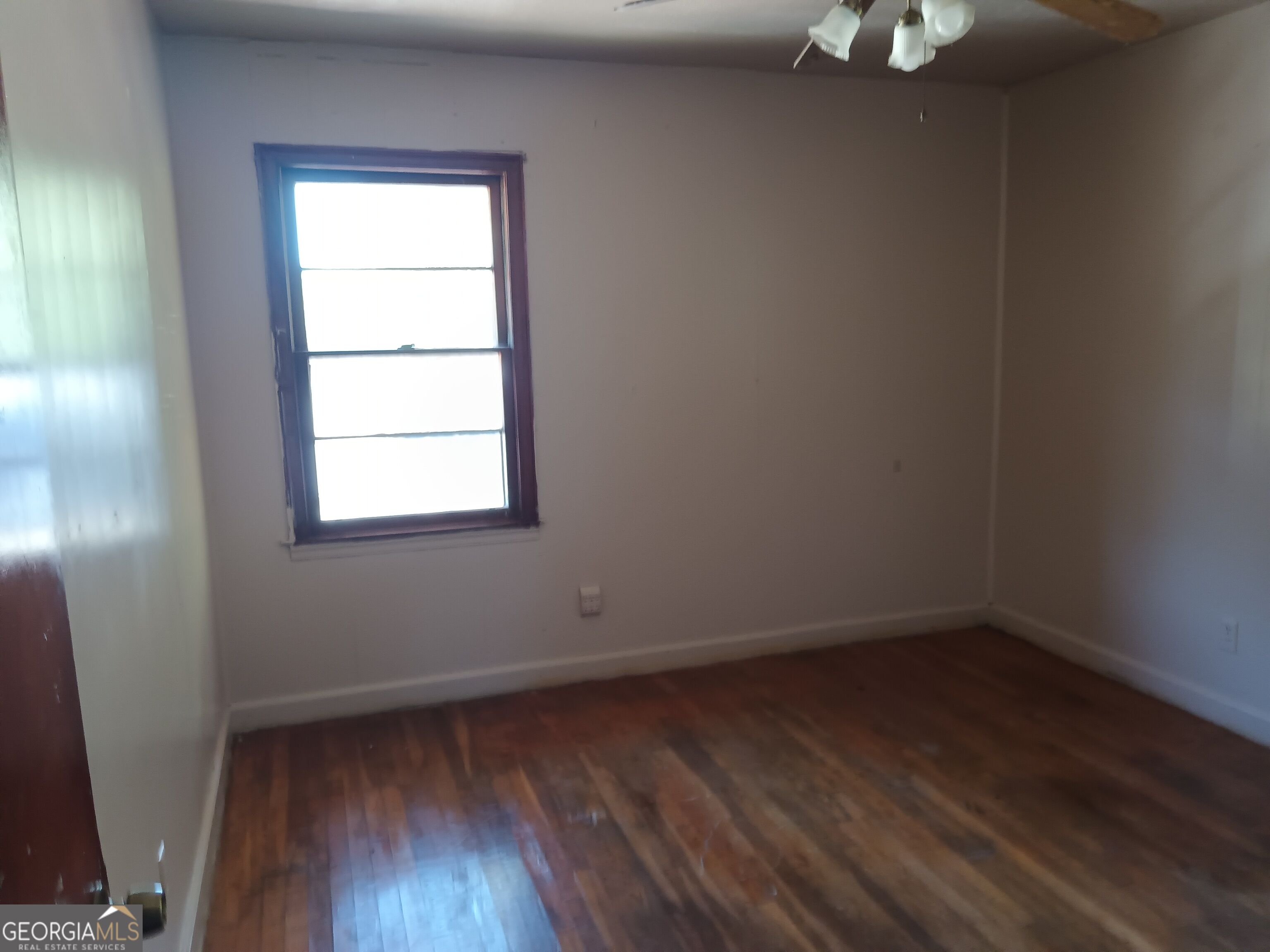 1214 Lloyd Drive Property Photo 6