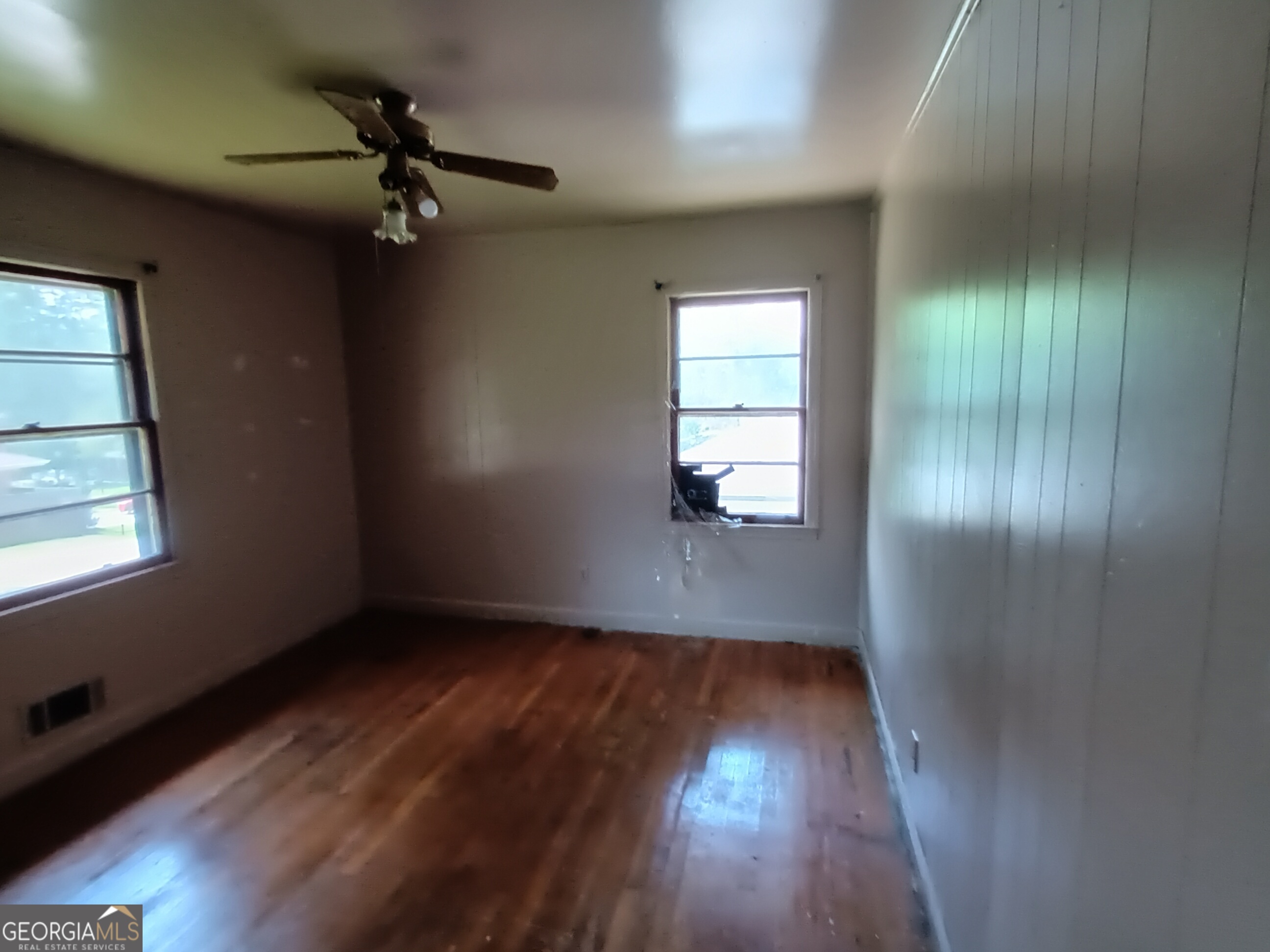 1214 Lloyd Drive Property Photo 7