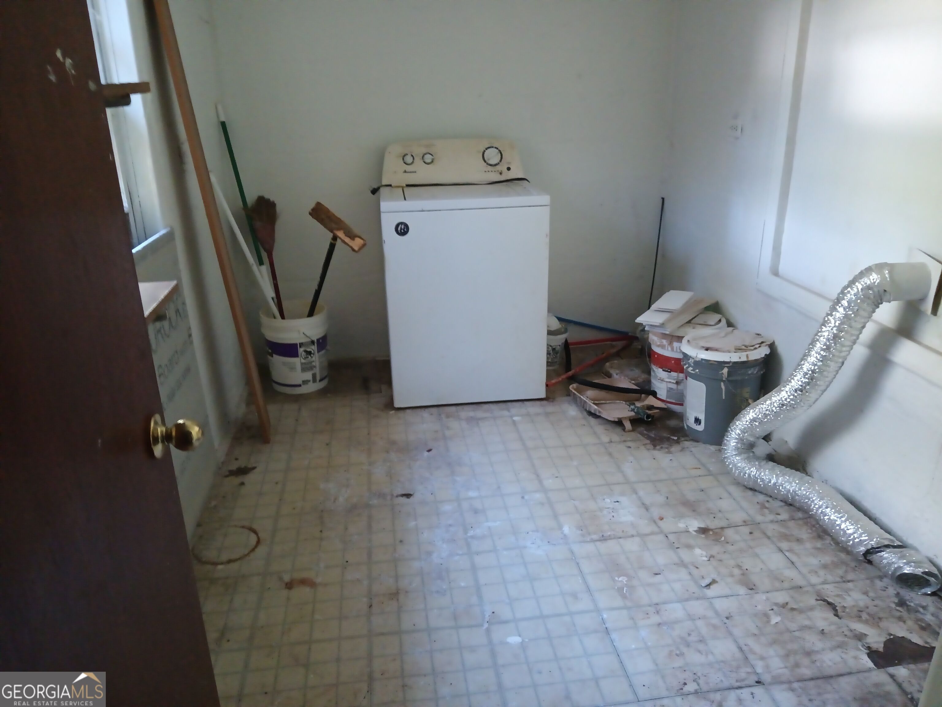 1214 Lloyd Drive Property Photo 7