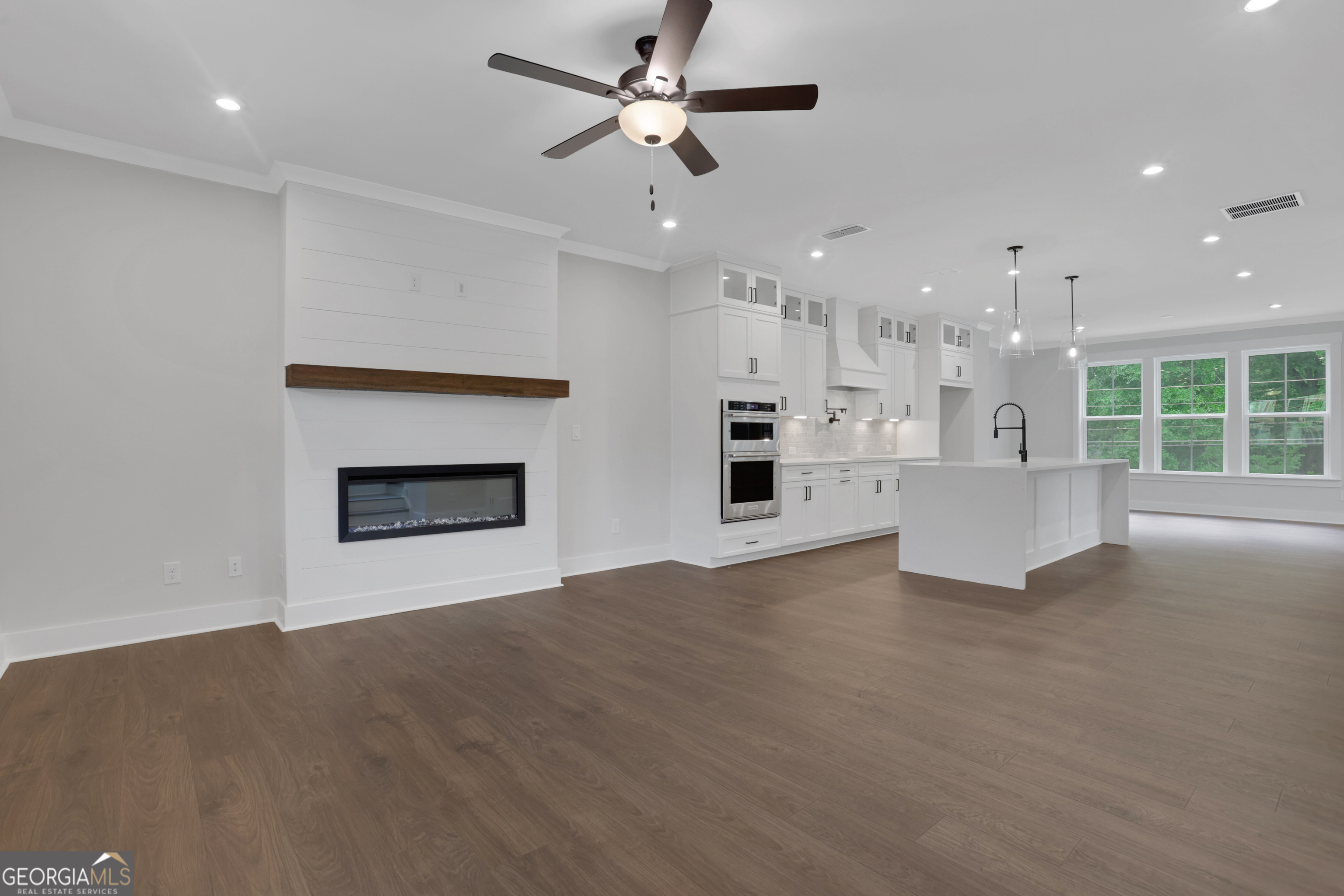 110 Bridgecrest Road Property Photo 11