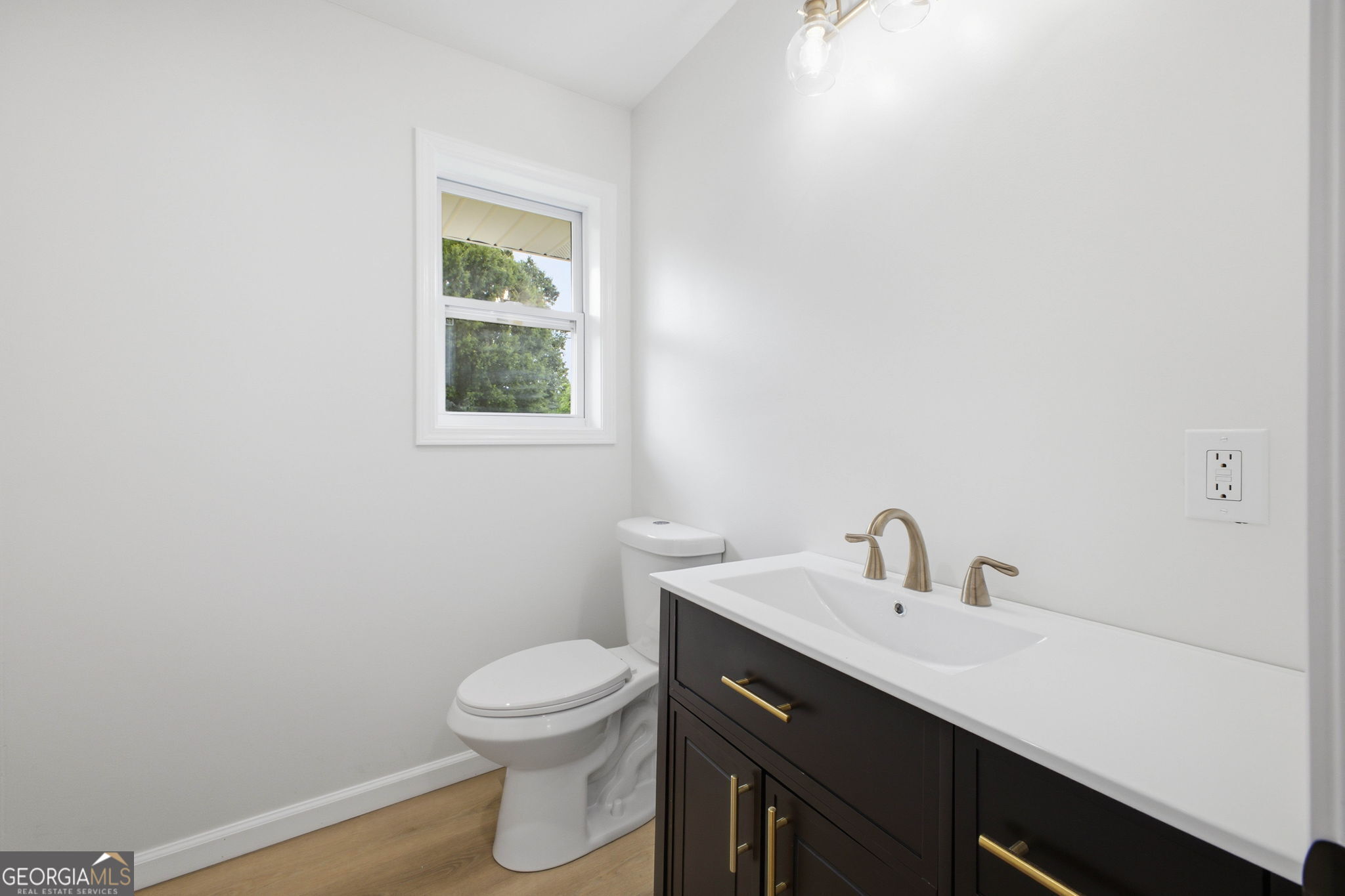 514 Charmin Circle Se Property Photo 6
