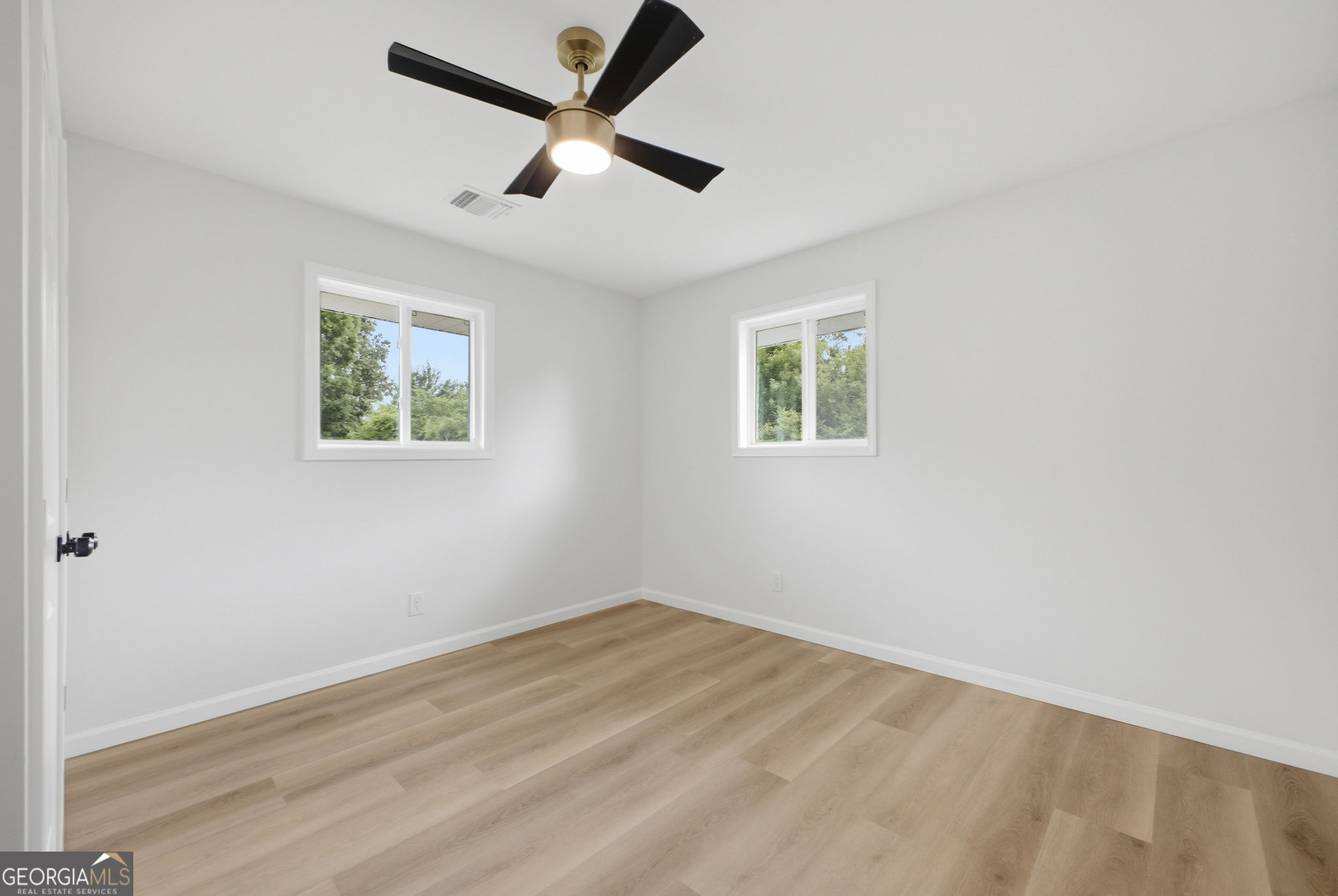 514 Charmin Circle Se Property Photo 14