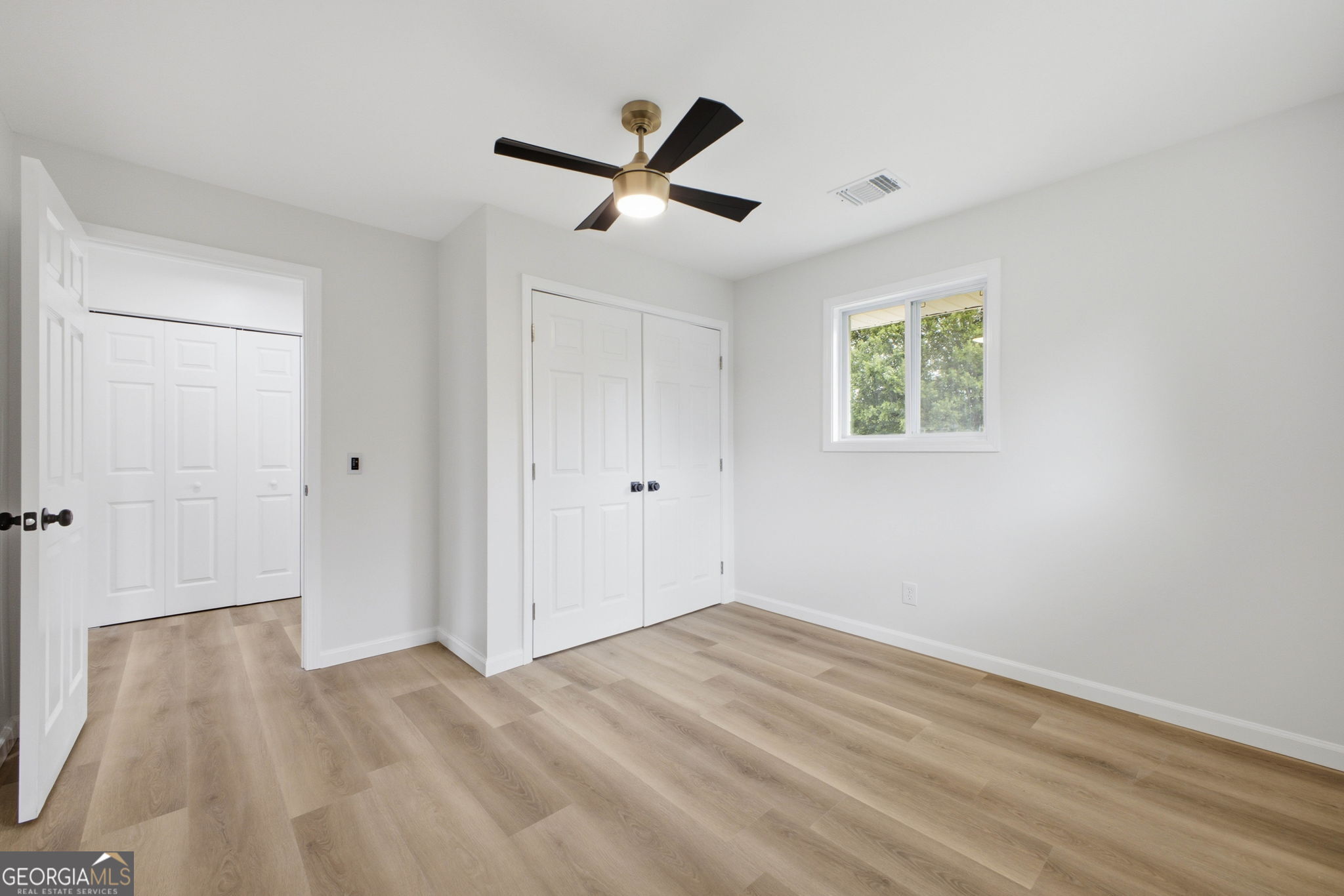 514 Charmin Circle Se Property Photo 16