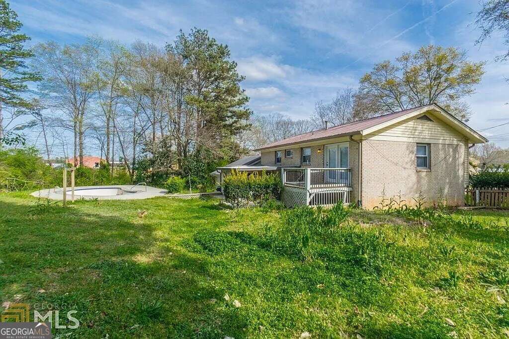 537 Reba Road Property Photo 1