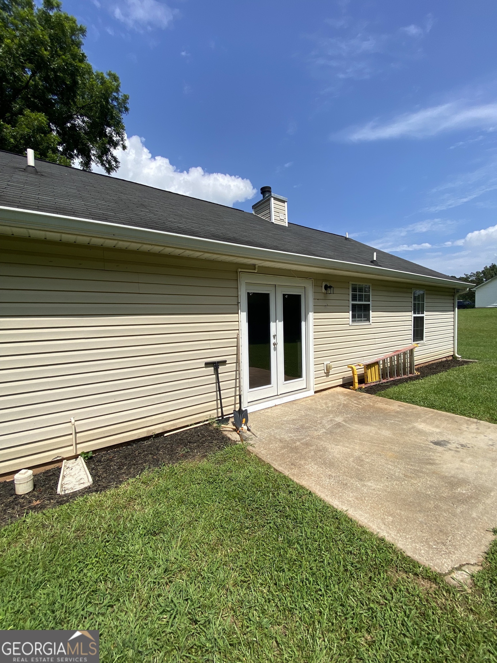 372 Mccart Road Property Photo 17