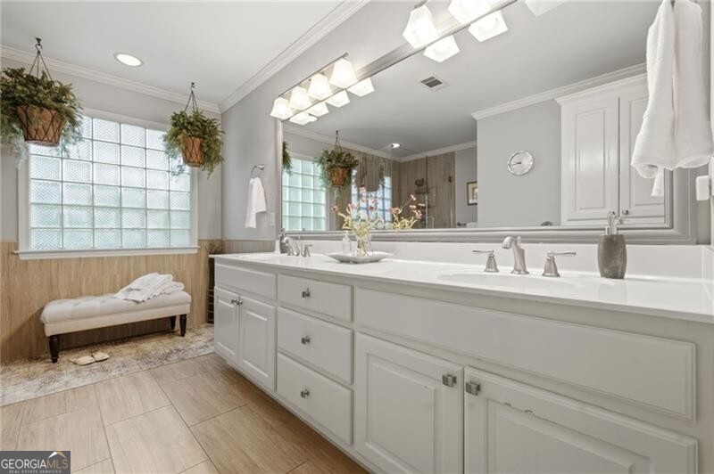 965 Knoll Crest Court Property Photo 53