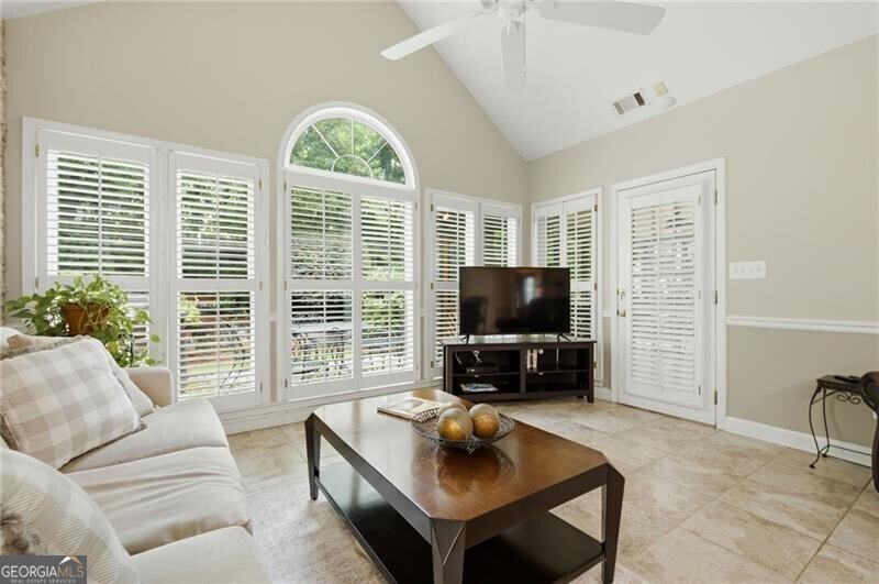 965 Knoll Crest Court Property Photo 62