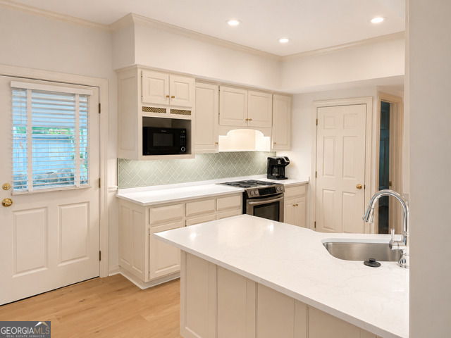 5 Ridgeview Circle Property Photo 6