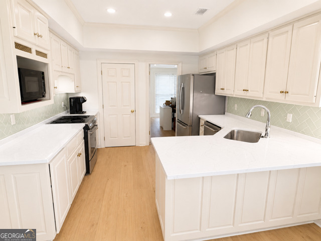5 Ridgeview Circle Property Photo 7