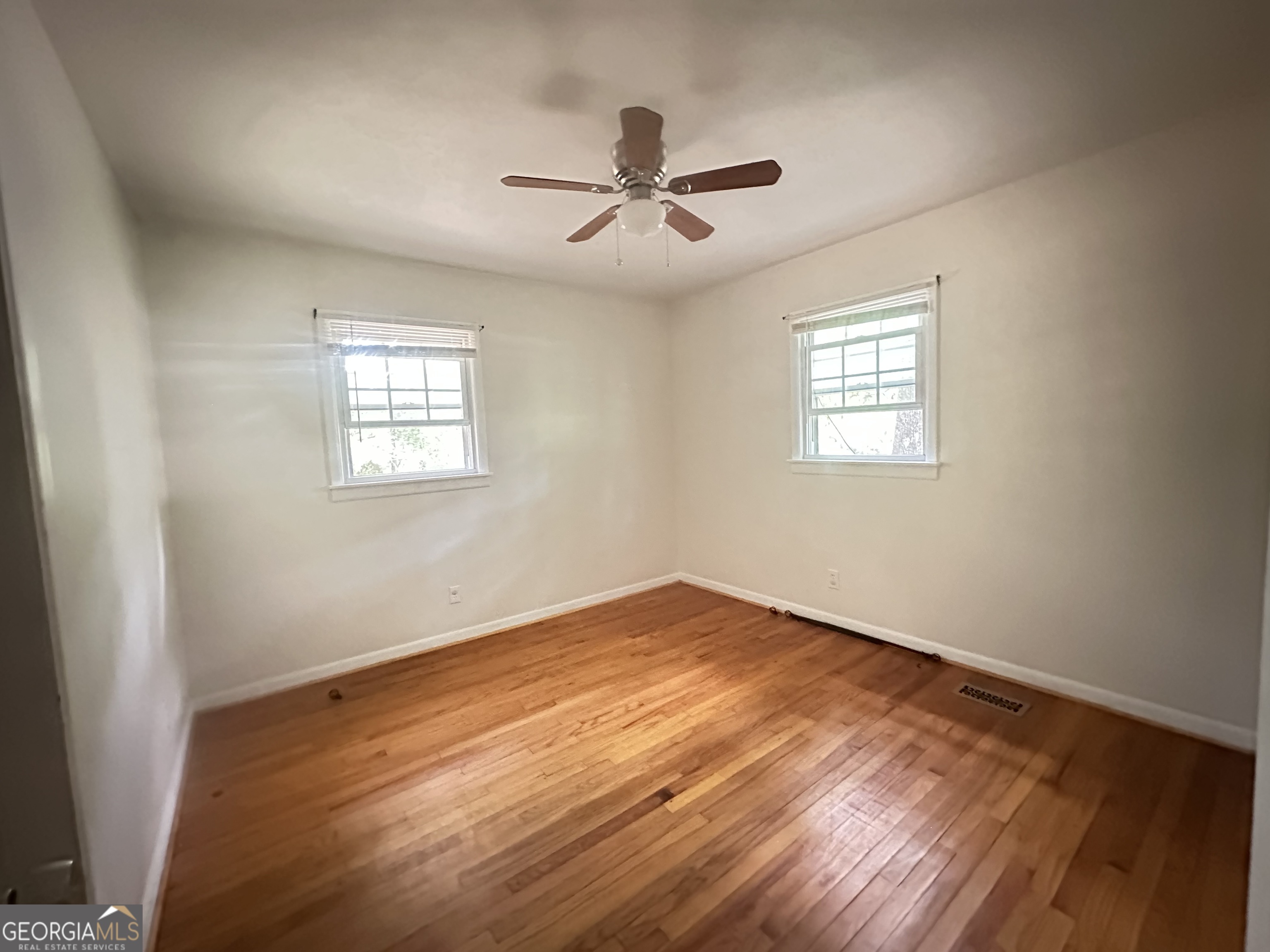 6899 Scenic Heights Property Photo 4