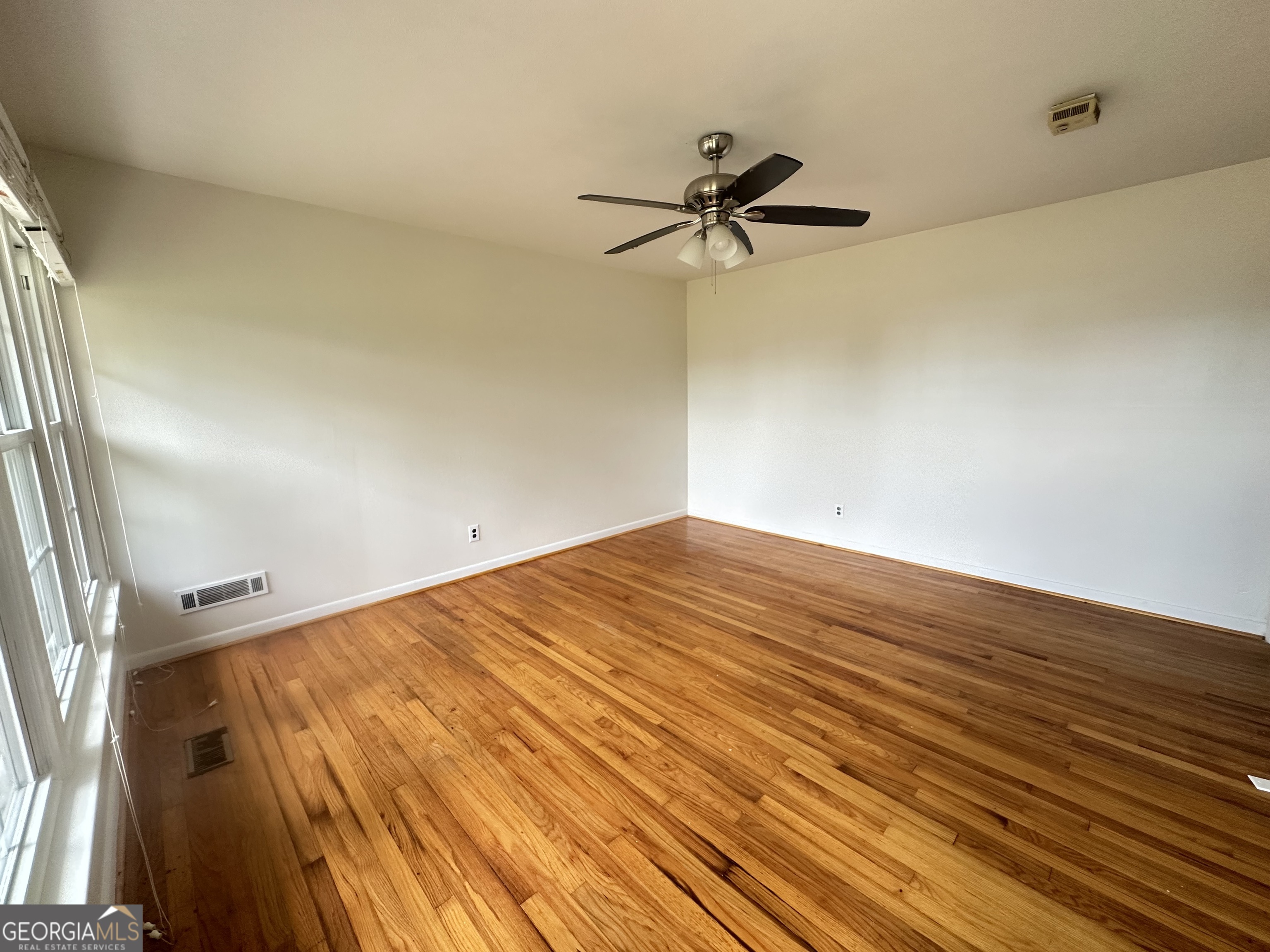 6899 Scenic Heights Property Photo 5
