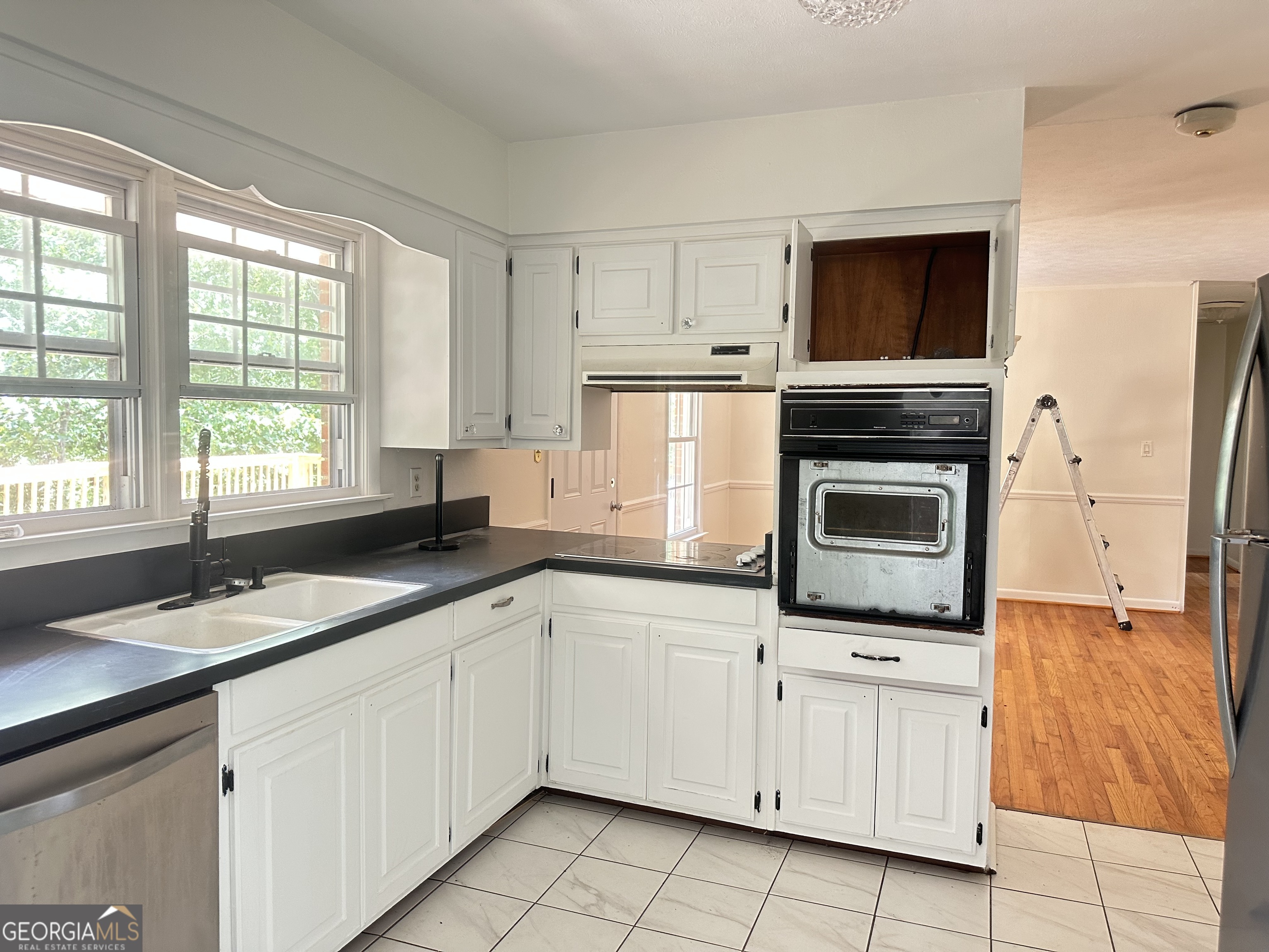 6899 Scenic Heights Property Photo 9