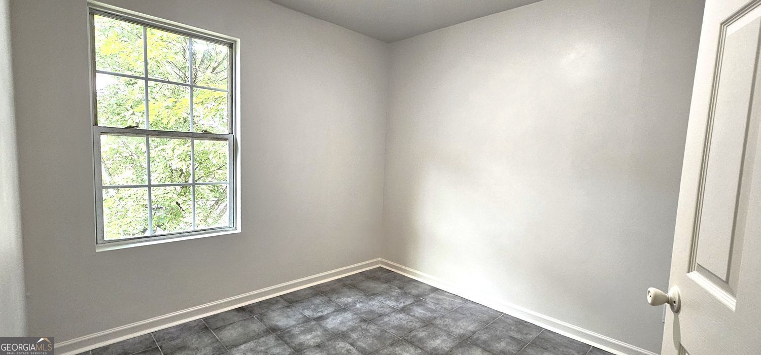 501 Pine Park Street # O Property Photo 4