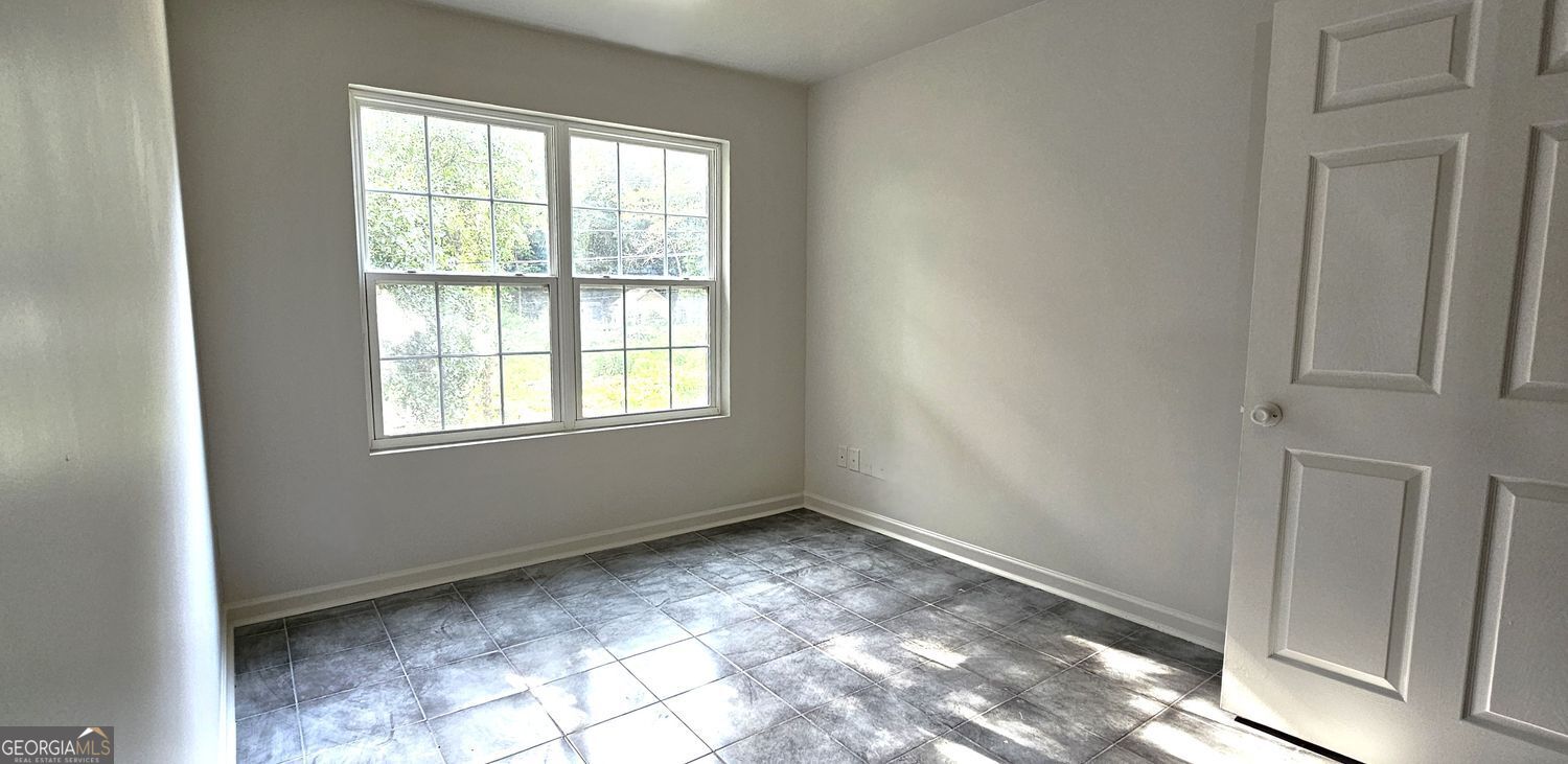 501 Pine Park Street # O Property Photo 6