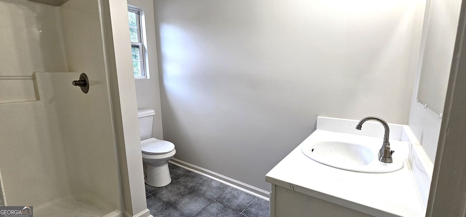 501 Pine Park Street # O Property Photo 9