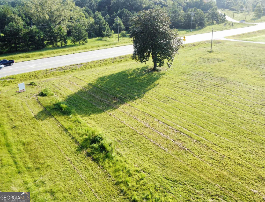 19477 Us Highway 80 E Property Photo 2